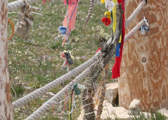 prayer bundles, Medicine Wheel