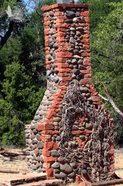 fireplace chimney